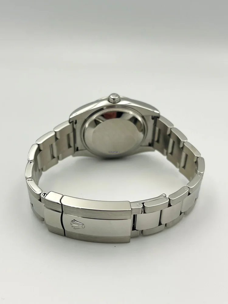 Rolex Oyster Perpetual Date 115234